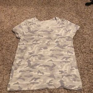 Short sleeve camouflage shirt